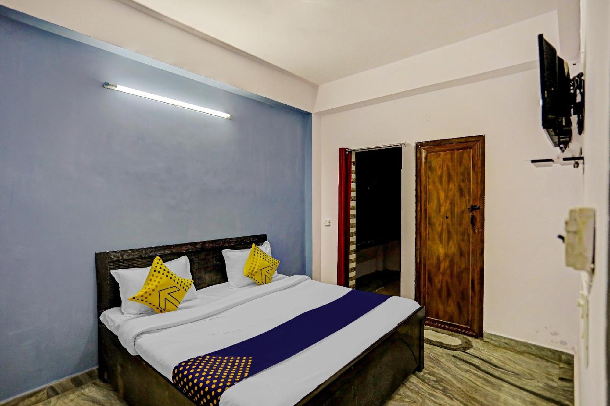 Spot On Raj Hotel Vip Near Worlds Of Wonder Kālkāji Devi Exterior foto