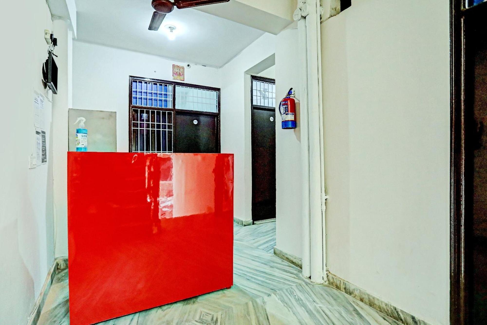 Spot On Raj Hotel Vip Near Worlds Of Wonder Kālkāji Devi Exterior foto